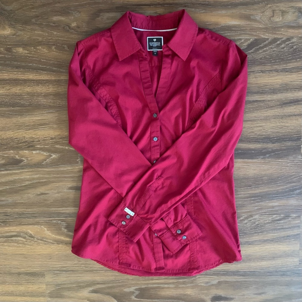 Express red Essential shirt NWOT